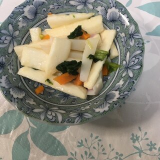 自然薯とほうれん草と蒲鉾の和え物(*^^*)☆